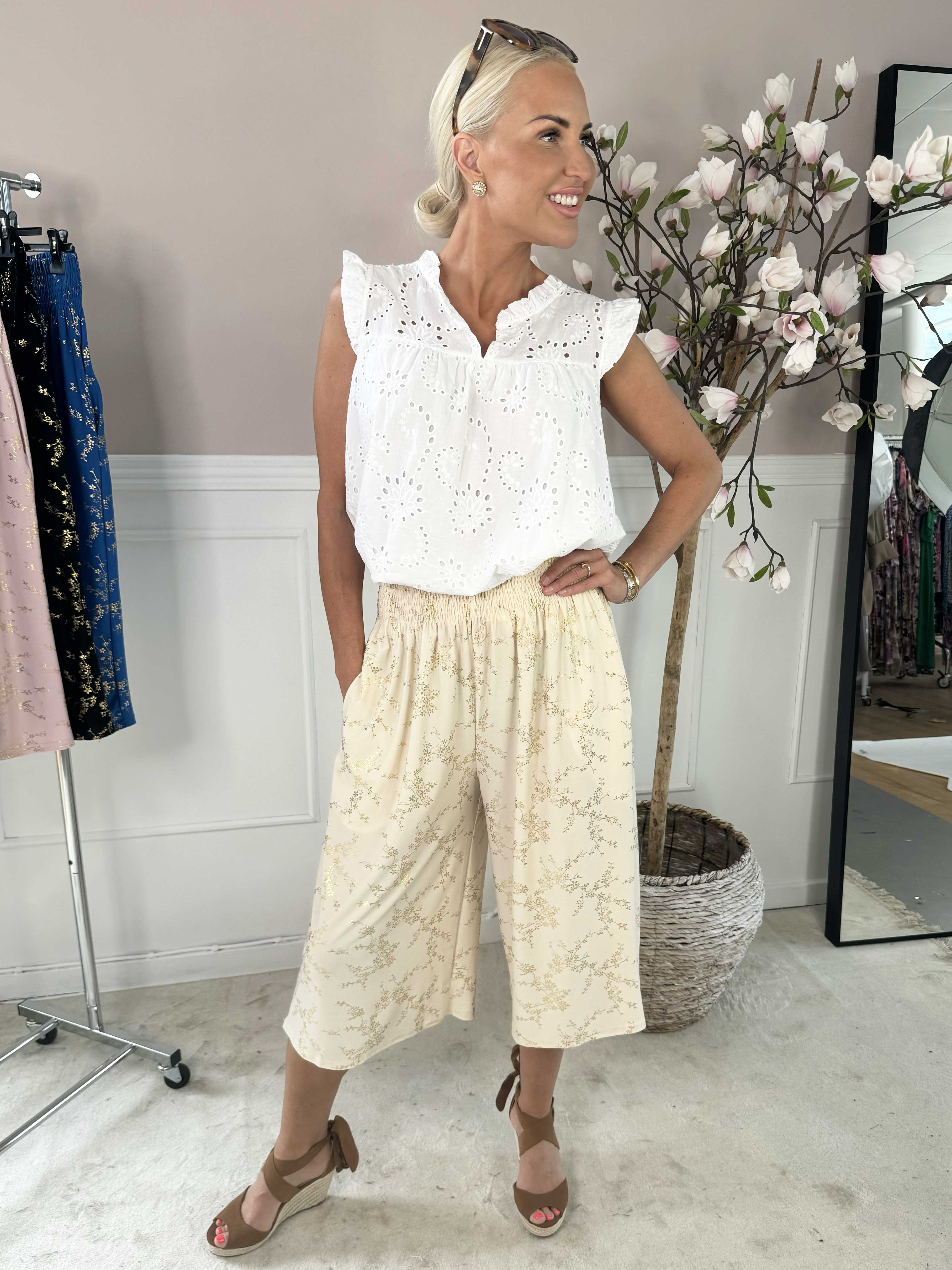 Pams Gold Knickers - Knickers i elastiskt tyg med resårkant